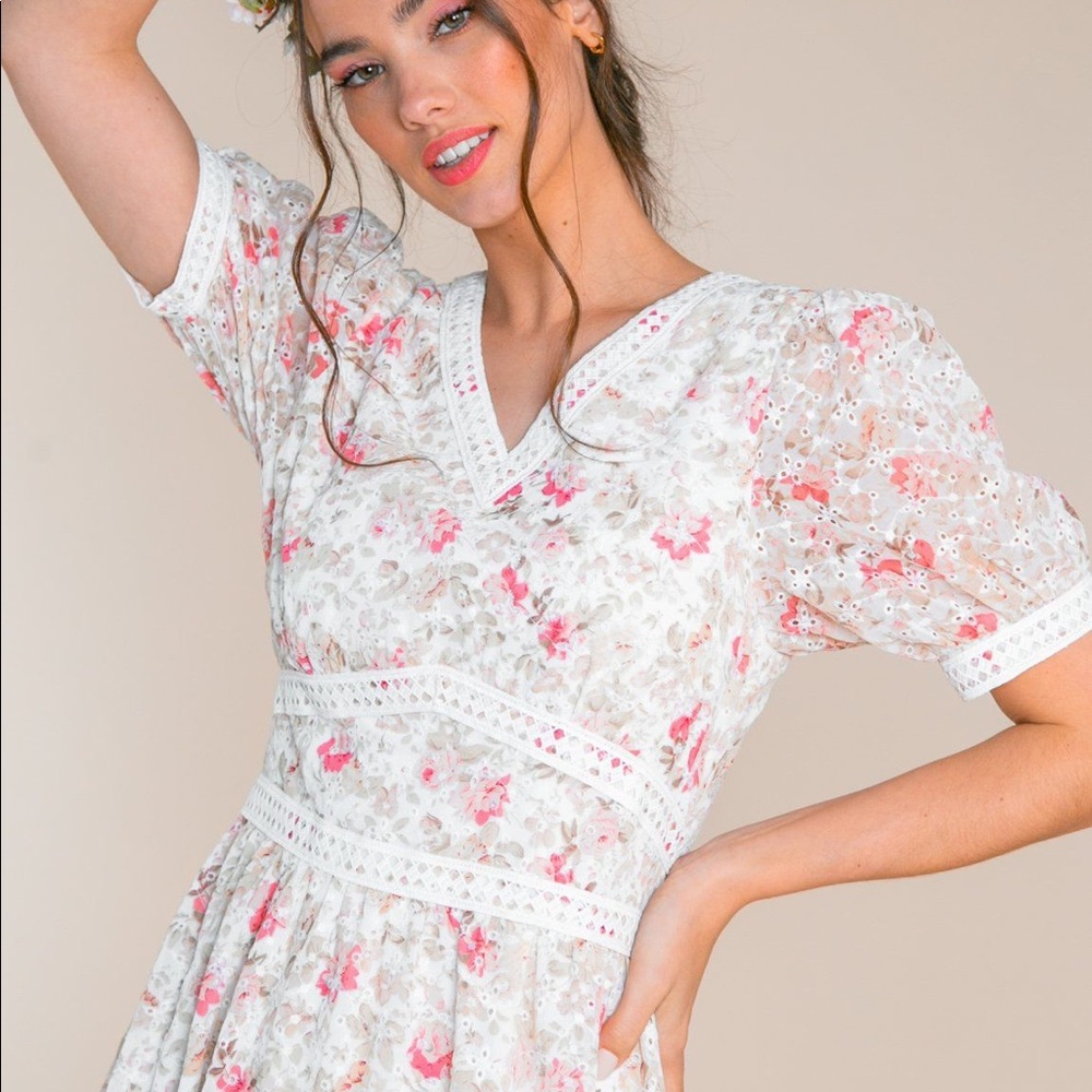 Ivy City Co Essie Dress size M